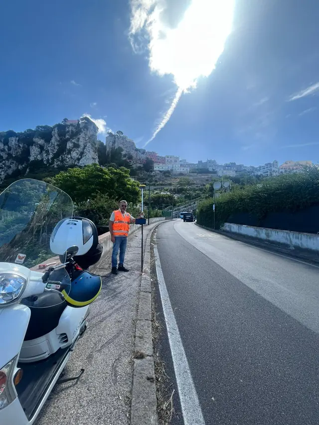 Rilievo su una strada costiera